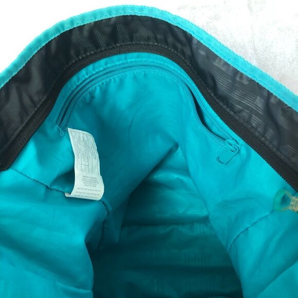 OAKLEY Black & Turquoise Athletic Gym Tote Shoulder Bag - Picture 8 of 16